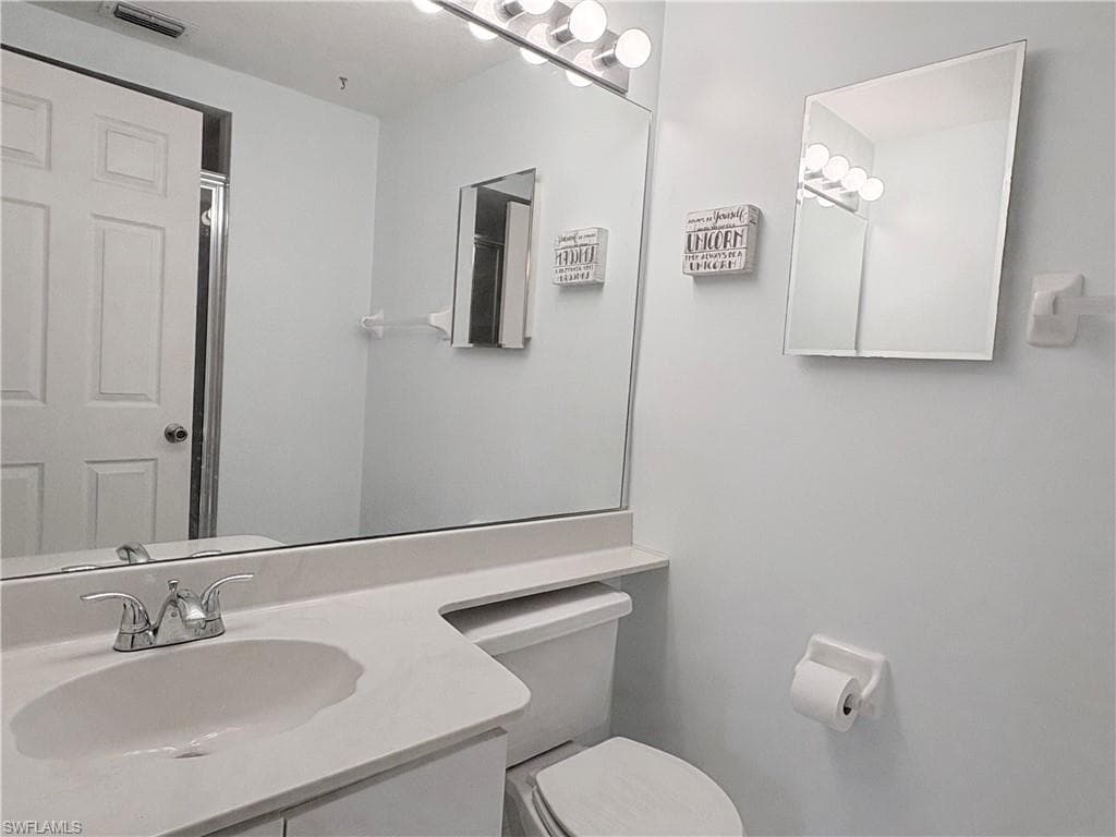 1096 Woodshire Ln C205, Naples, FL 34105-12