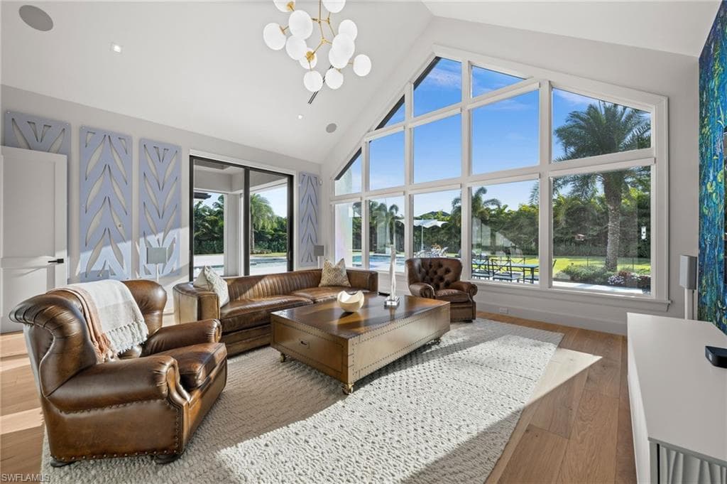 115 East Ave, Naples, FL 34108-31