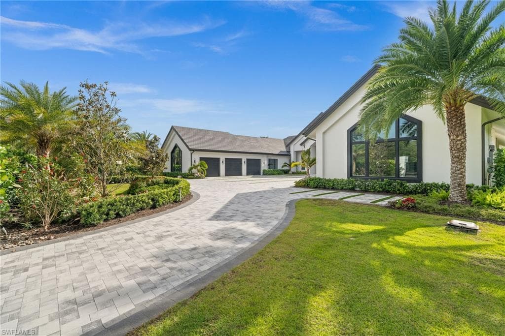 115 East Ave, Naples, FL 34108-49