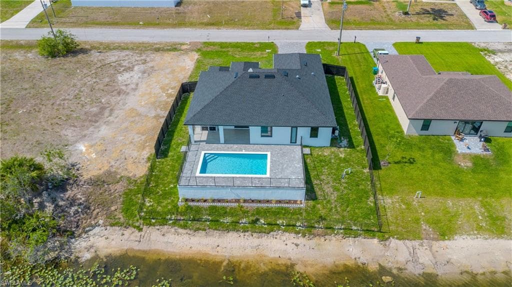 408 9th St, Cape Coral, FL 33993-4