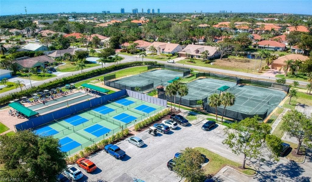 9882 El Greco Cir, Bonita Springs, FL 34135-29