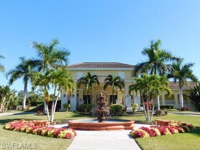 9882 El Greco Cir, Bonita Springs, FL 34135-37