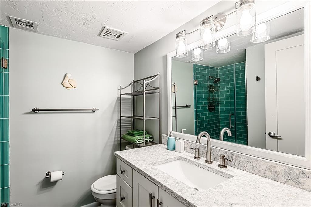 20 Greenbrier St 3-105, Marco Island, FL 34145-12