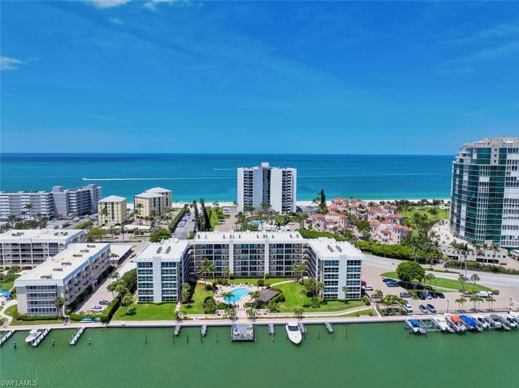 3500 Gulf Shore Blvd N 402, Naples, FL 34103-9
