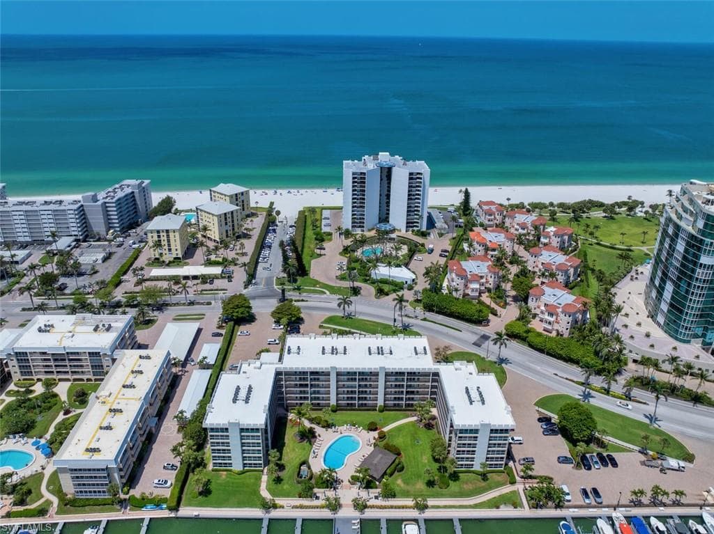 3500 Gulf Shore Blvd N 402, Naples, FL 34103-11
