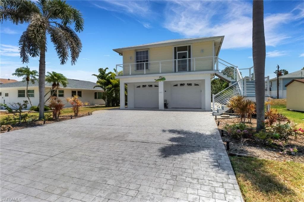 4471 Mariner Rd, Bonita Springs, FL 34134-2
