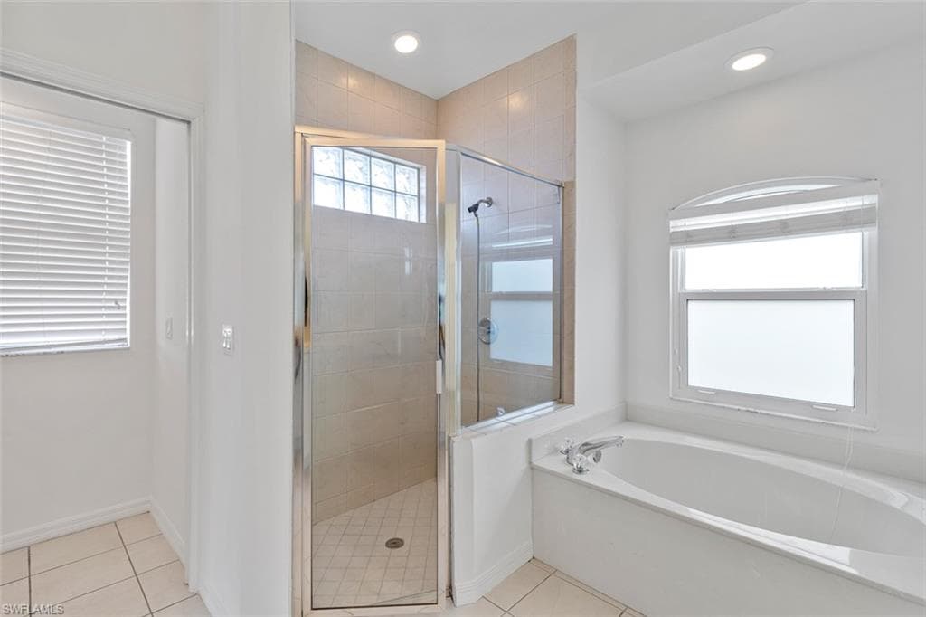1223 Whiteheart Ave, Marco Island, FL 34145-15