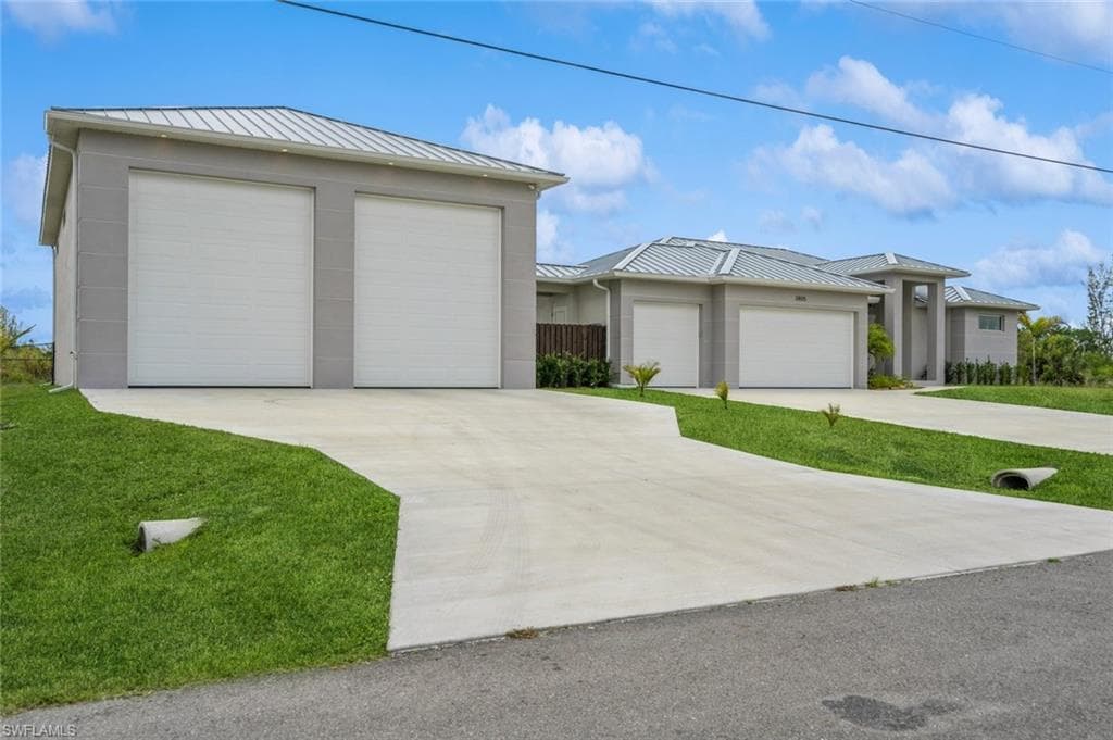 3805 36th Ave, Cape Coral, FL 33993-4