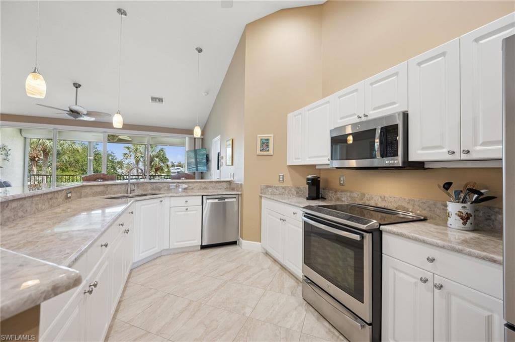 160 Waterside Cir 202, Marco Island, FL 34145-9