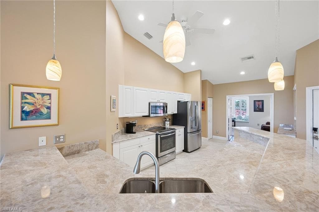 160 Waterside Cir 202, Marco Island, FL 34145-12