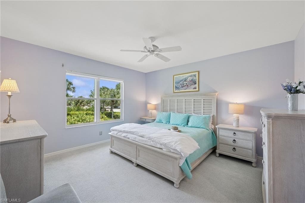 160 Waterside Cir 202, Marco Island, FL 34145-17