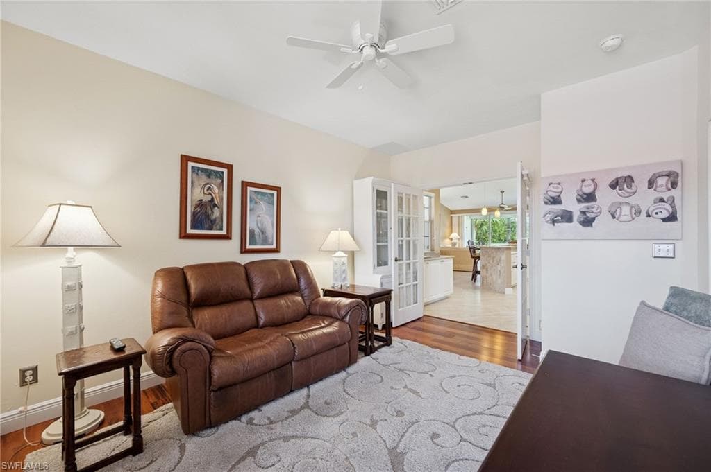 160 Waterside Cir 202, Marco Island, FL 34145-29