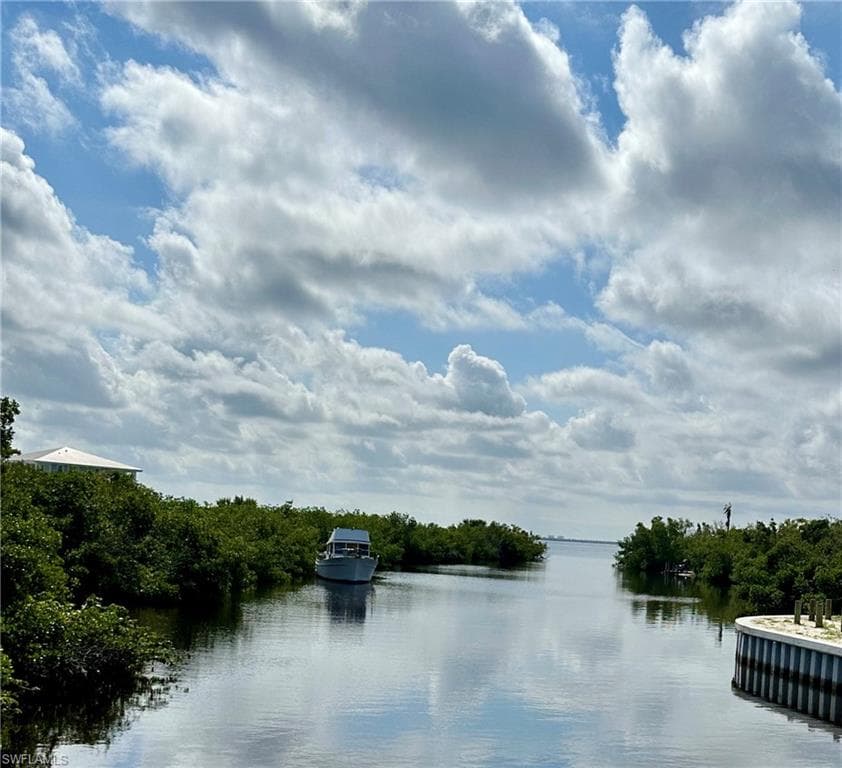 5578 Easy St, Bokeelia, FL 33922-10