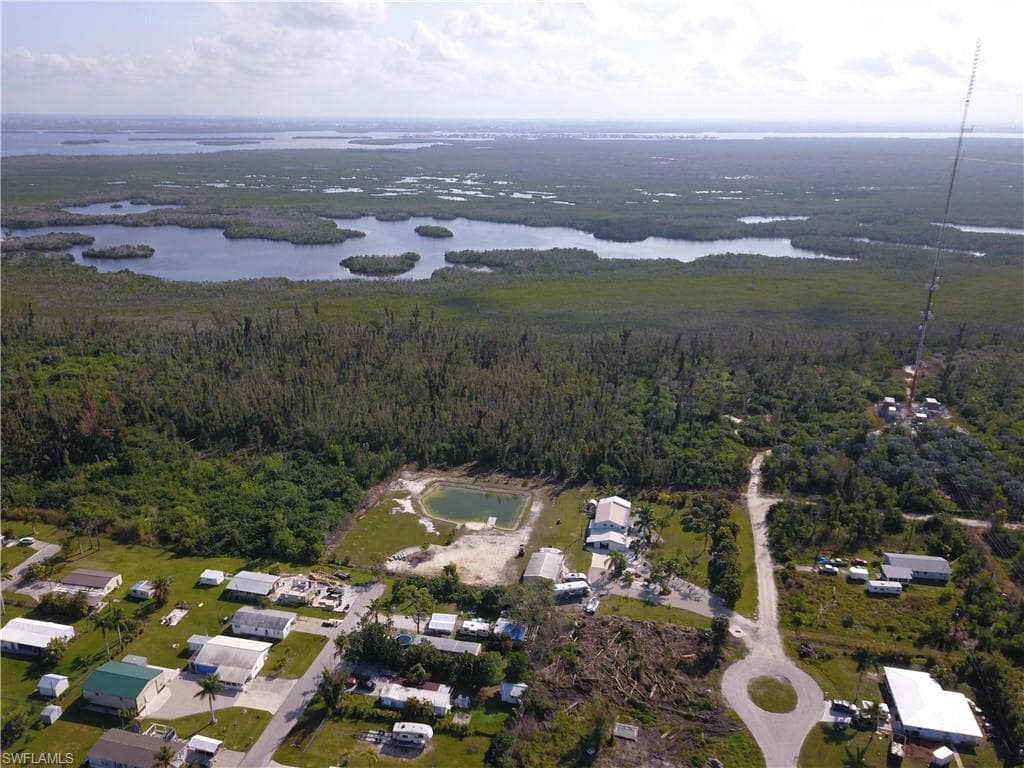 5578 Easy St, Bokeelia, FL 33922-3