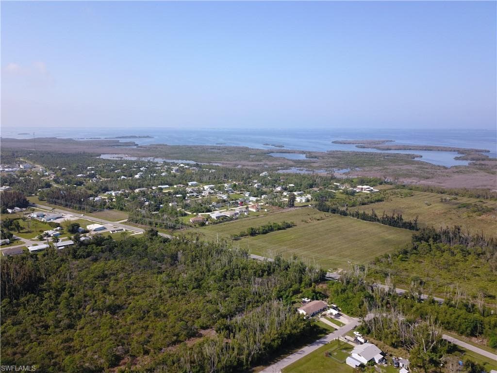 5578 Easy St, Bokeelia, FL 33922-6