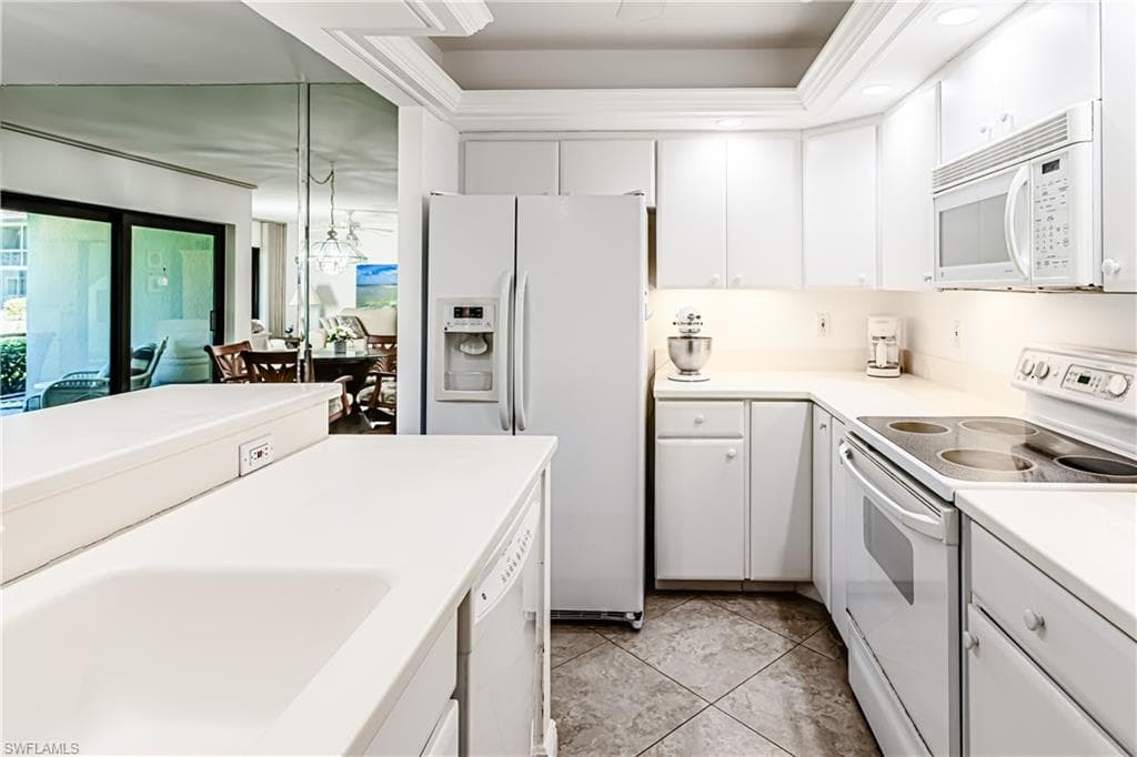 525 Seaview Ct M1, Marco Island, FL 34145-14