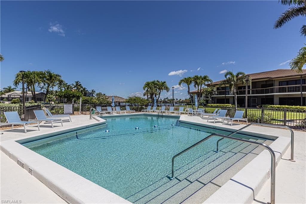 525 Seaview Ct M1, Marco Island, FL 34145-26