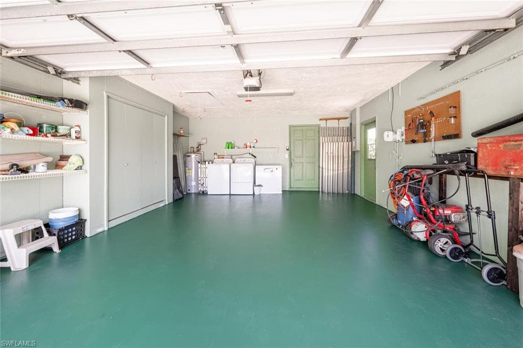 938 Charlemagne Blvd, Naples, FL 34112-21