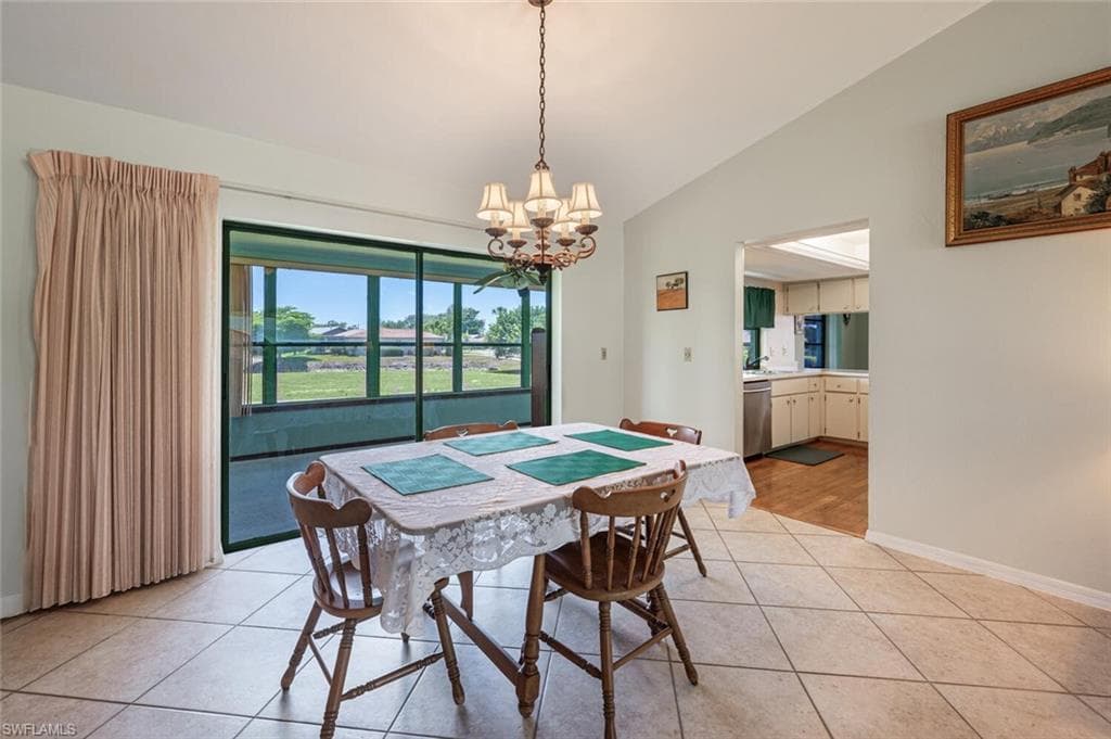 938 Charlemagne Blvd, Naples, FL 34112-7