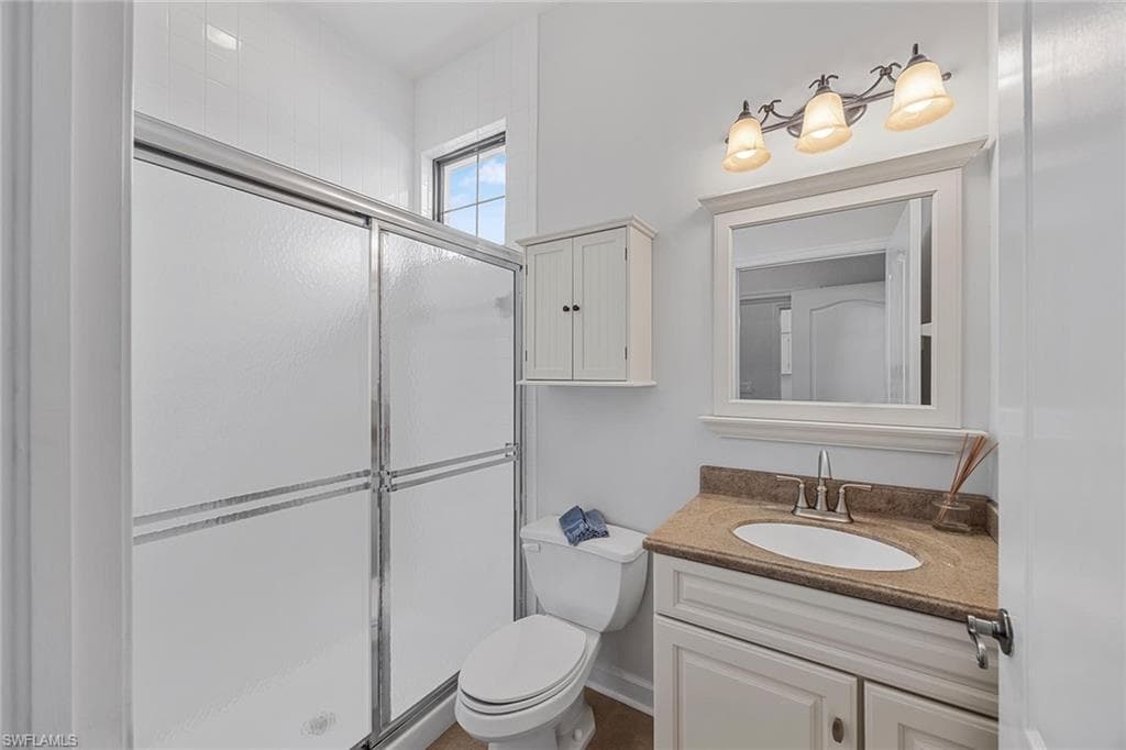2432 Ravenna Blvd 201, Naples, FL 34109-26