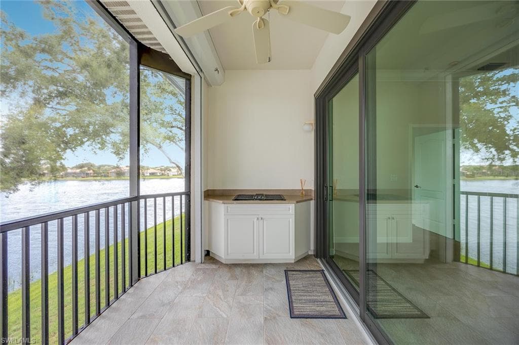 2432 Ravenna Blvd 201, Naples, FL 34109-31