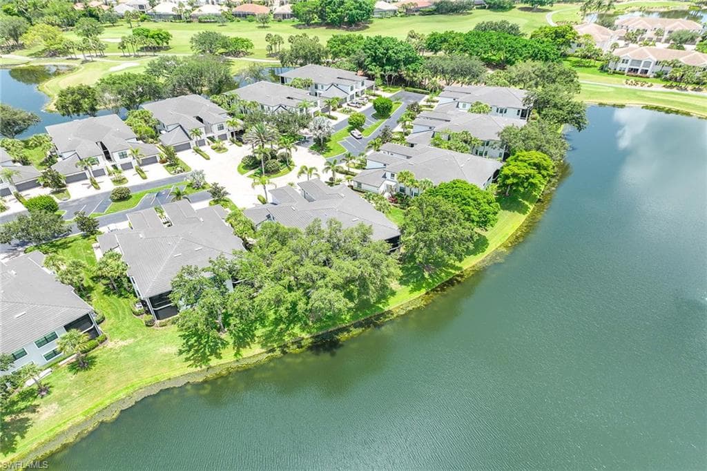2432 Ravenna Blvd 201, Naples, FL 34109-39