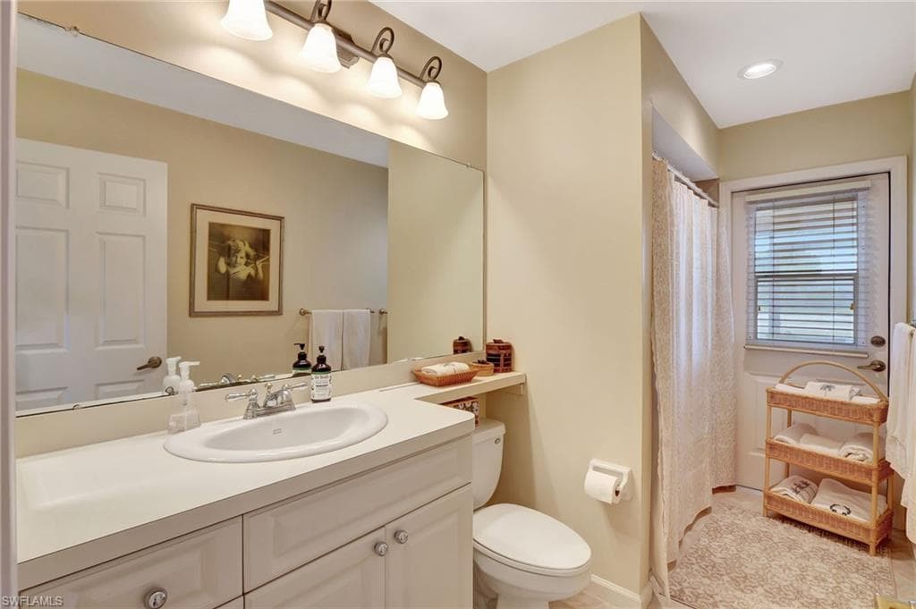 24979 Paradise Rd, Bonita Springs, Fl 34135-22