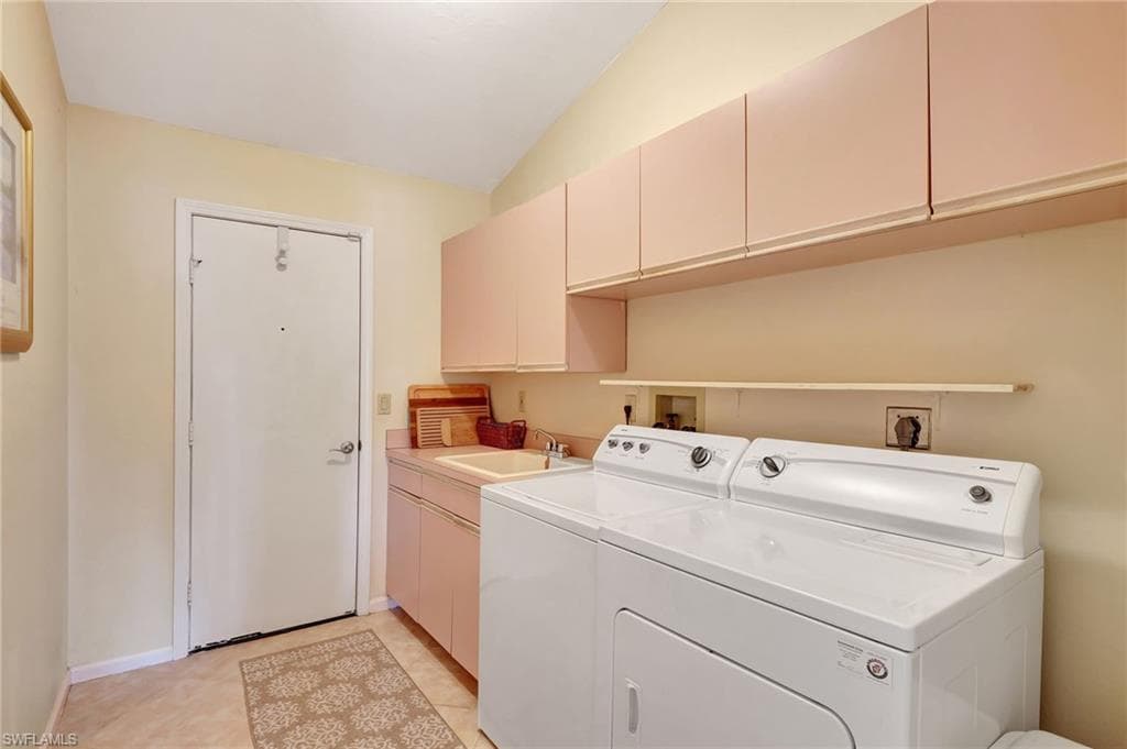 24979 Paradise Rd, Bonita Springs, Fl 34135-23