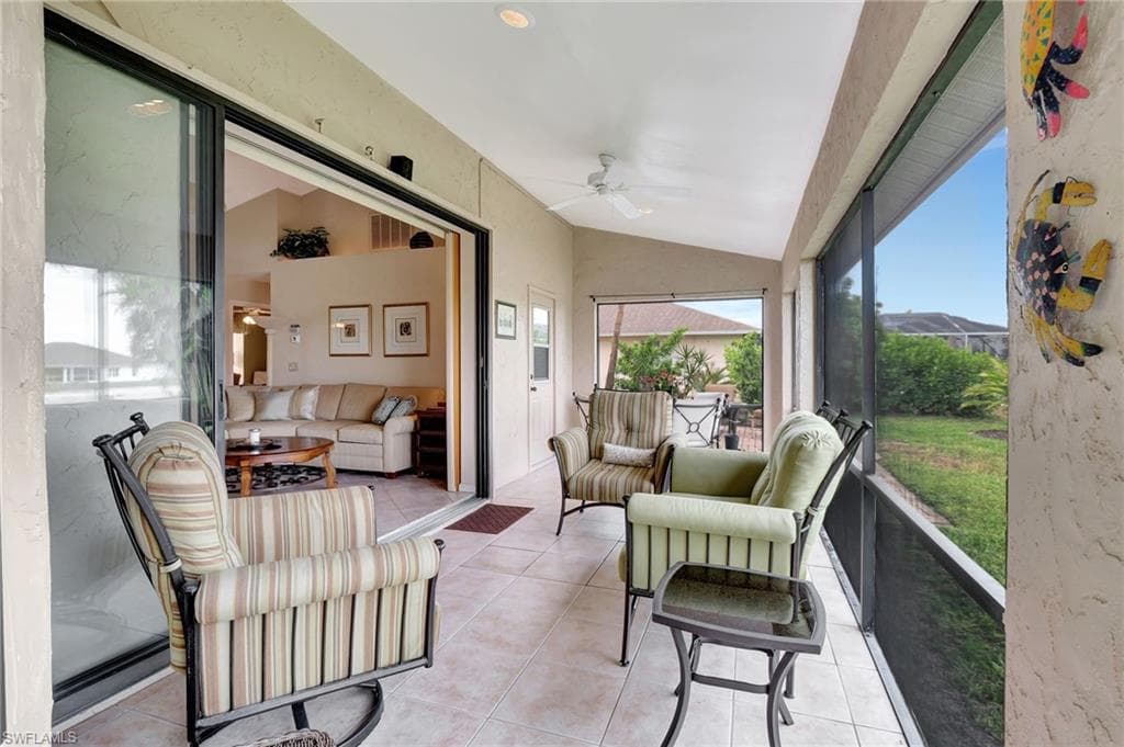 24979 Paradise Rd, Bonita Springs, Fl 34135-32