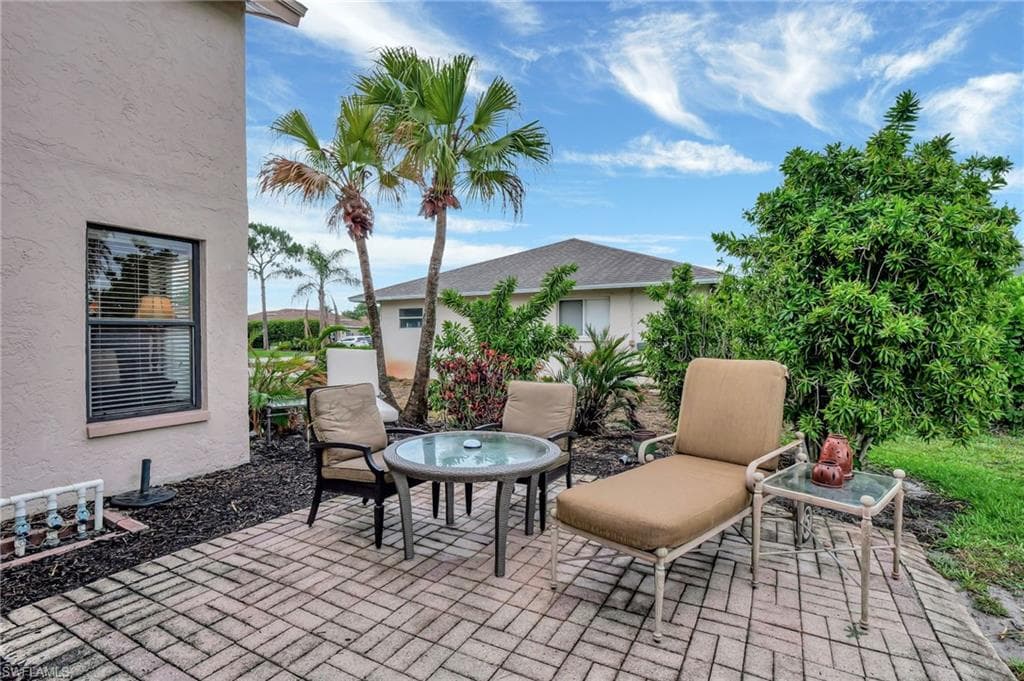 24979 Paradise Rd, Bonita Springs, Fl 34135-34