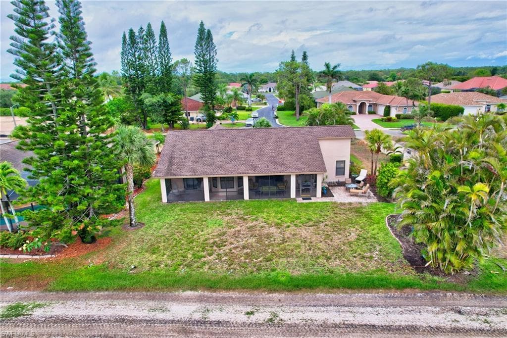 24979 Paradise Rd, Bonita Springs, Fl 34135-44