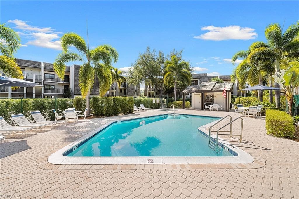 1538 Oyster Catcher Pt 1538c, Naples, FL 34105-28