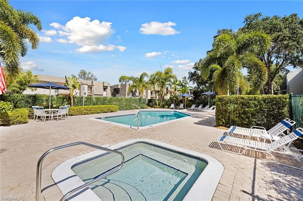 1538 Oyster Catcher Pt 1538c, Naples, FL 34105-29