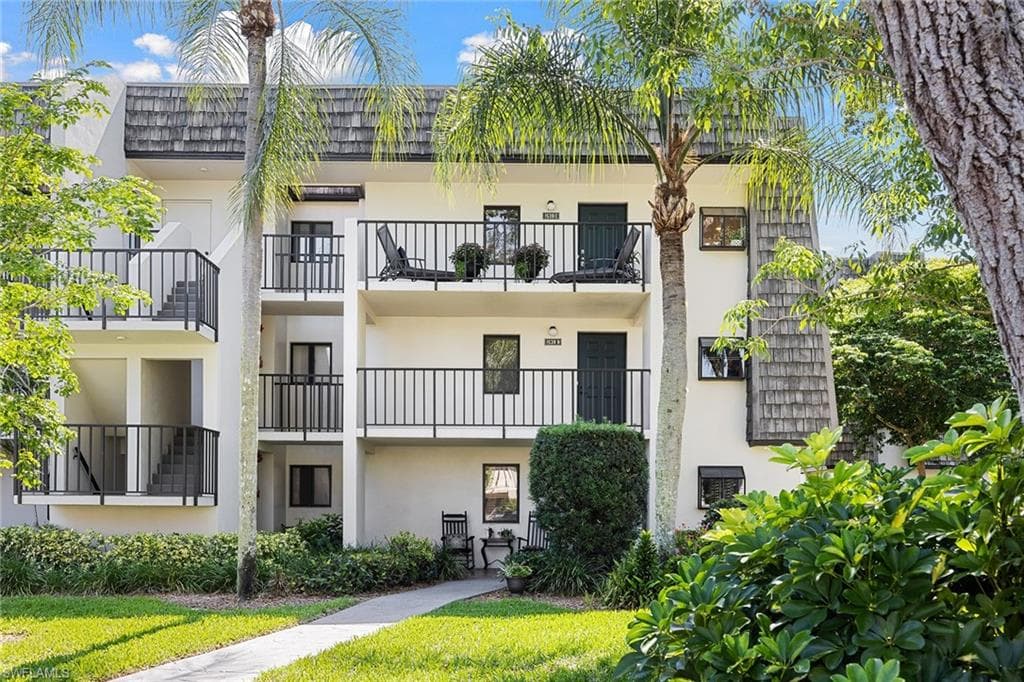 1538 Oyster Catcher Pt 1538c, Naples, FL 34105-30