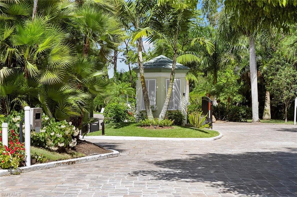 1538 Oyster Catcher Pt 1538c, Naples, FL 34105-31