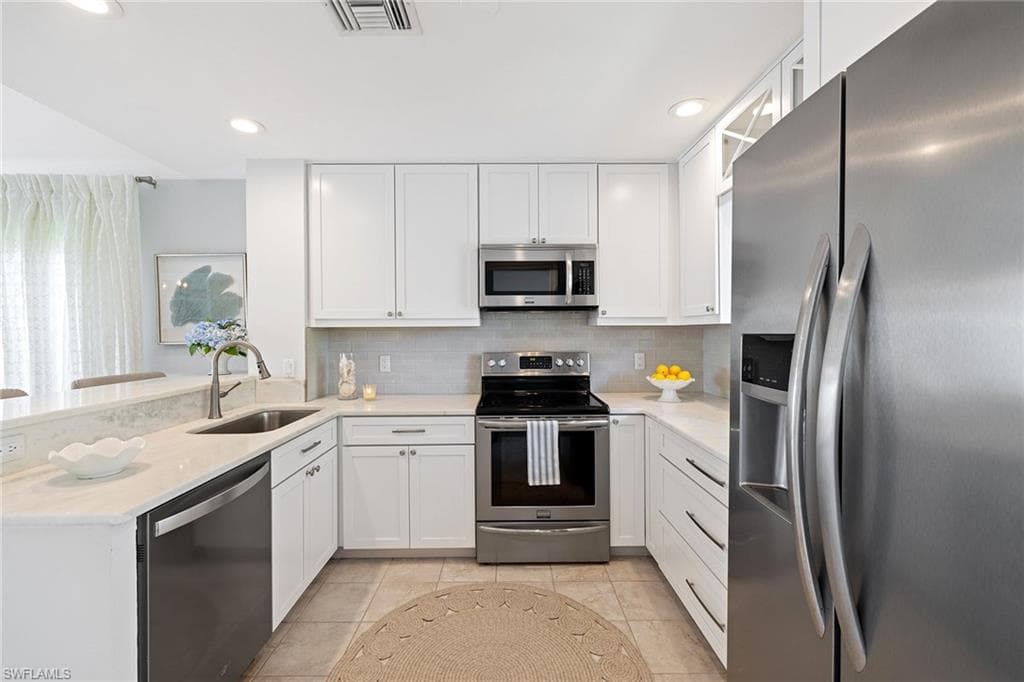 1538 Oyster Catcher Pt 1538c, Naples, FL 34105-4