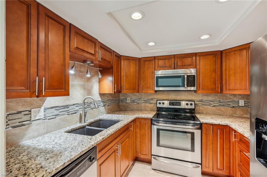 13345 Broadhurst Loop, Fort Myers, FL 33919-9