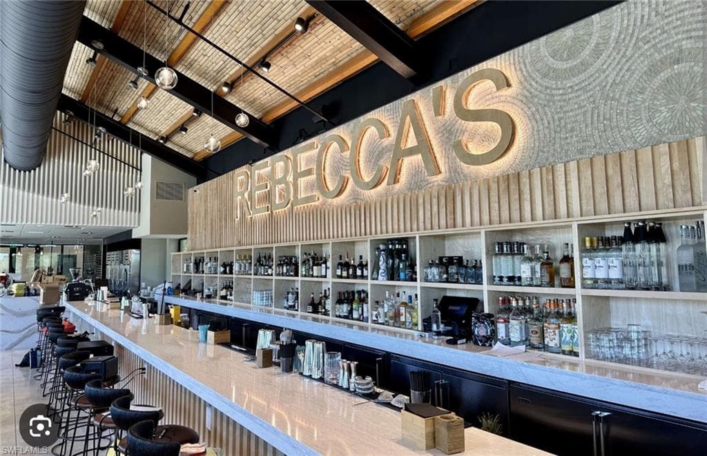 3212 Bayshore Dr, Naples, FL 34102-17