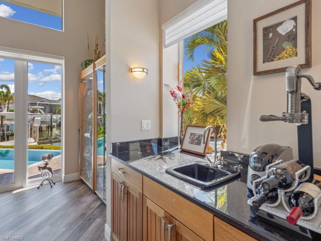 622 Bimini Ave, Marco Island, FL 34145-11