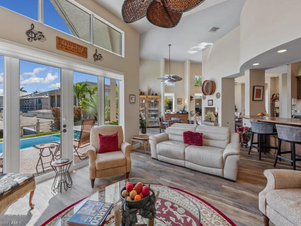 622 Bimini Ave, Marco Island, FL 34145-16