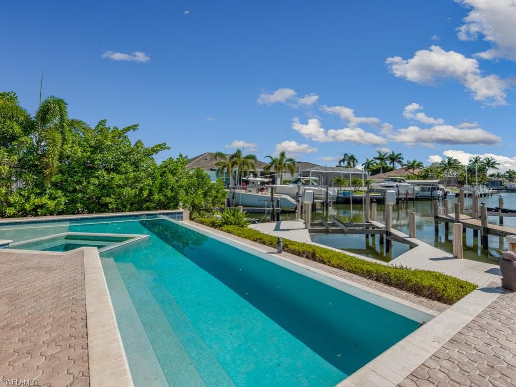 622 Bimini Ave, Marco Island, FL 34145-36