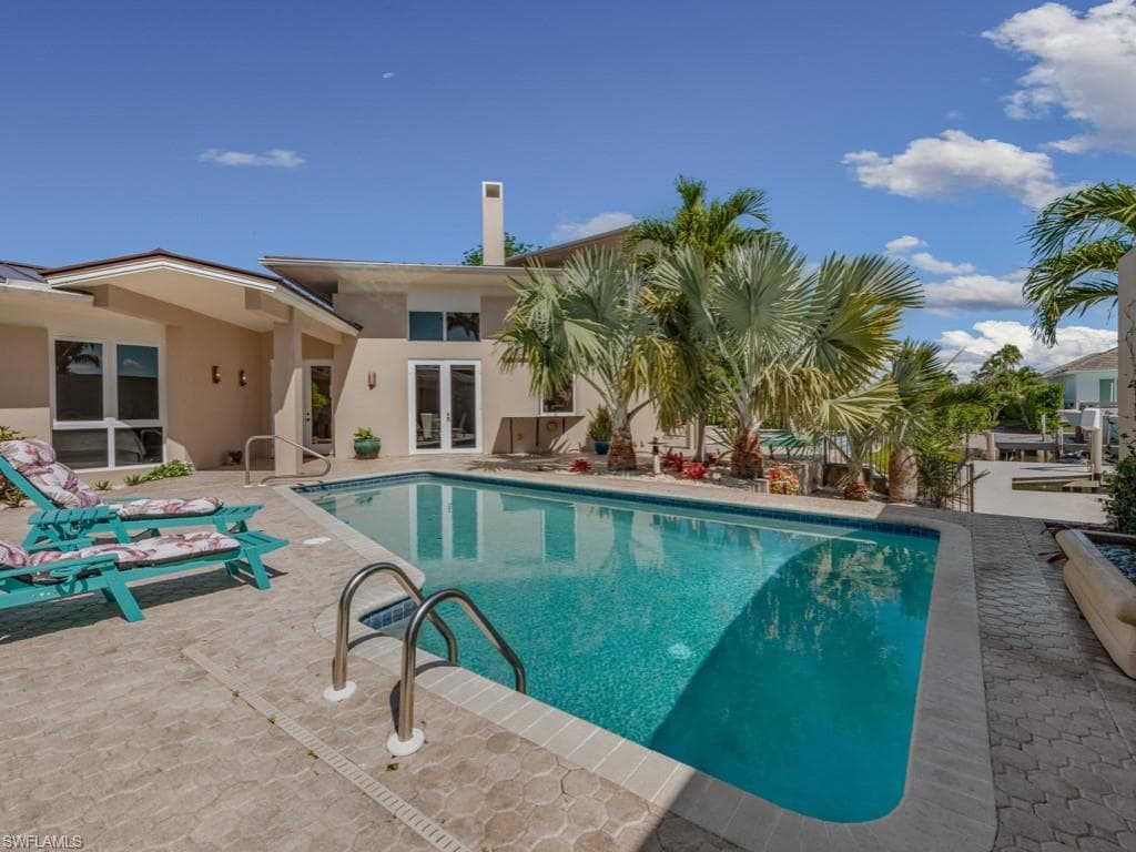 622 Bimini Ave, Marco Island, FL 34145-40