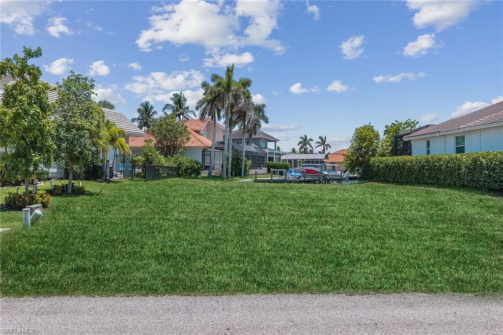 269 Bass Ct, Marco Island, FL 34145-21