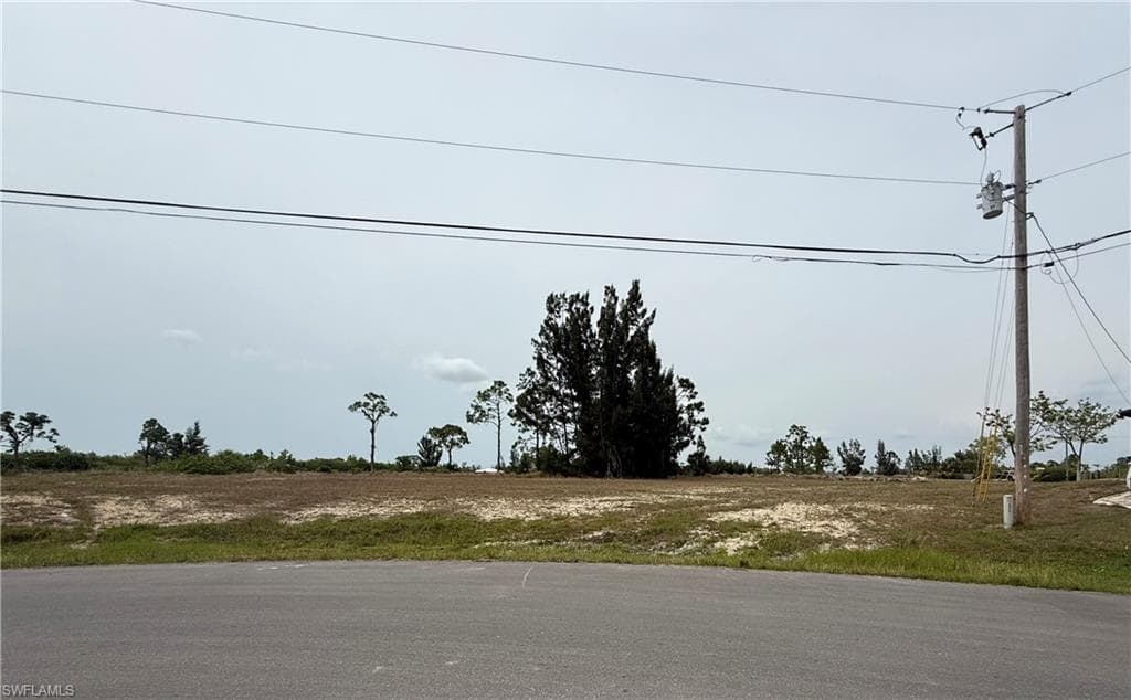 2342 28th Ave, Cape Coral, FL 33993-9