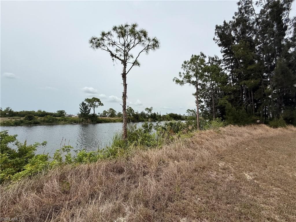 2342 28th Ave, Cape Coral, FL 33993-10