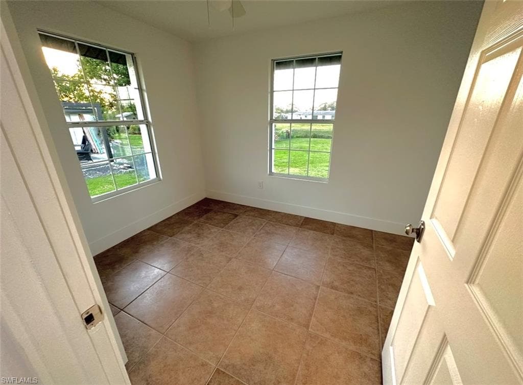 803 Monroe Dr, Lehigh Acres, FL 33936-8
