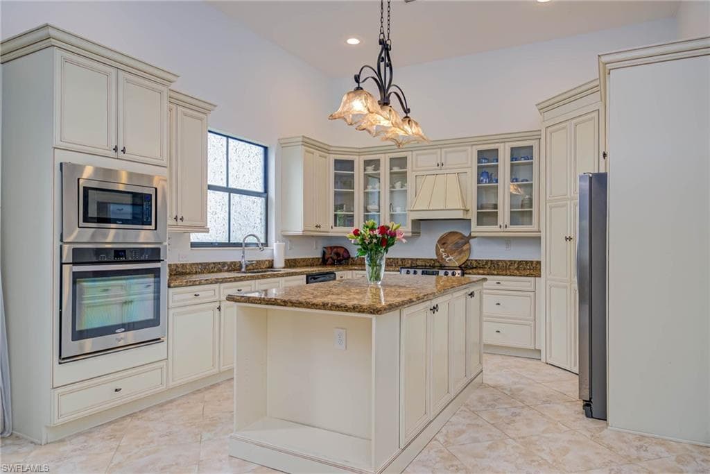 5025 Iron Horse Way, Ave Maria, FL 34142-5
