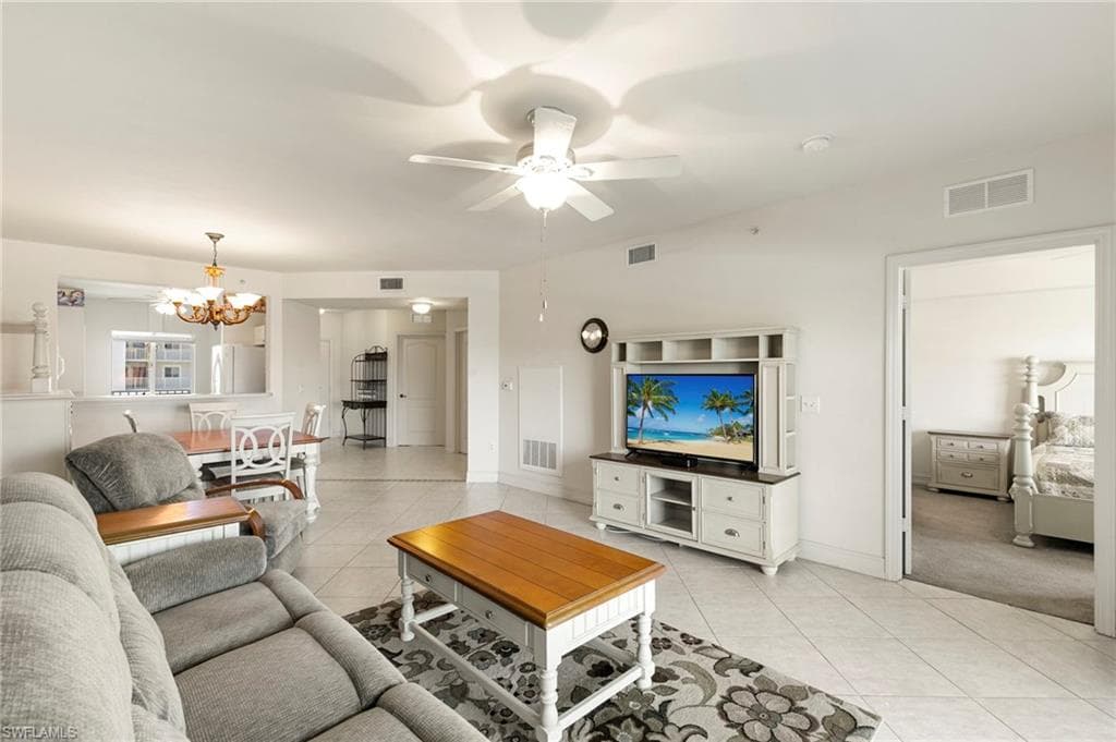 7839 Regal Heron Cir 205, Naples, FL 34104-11