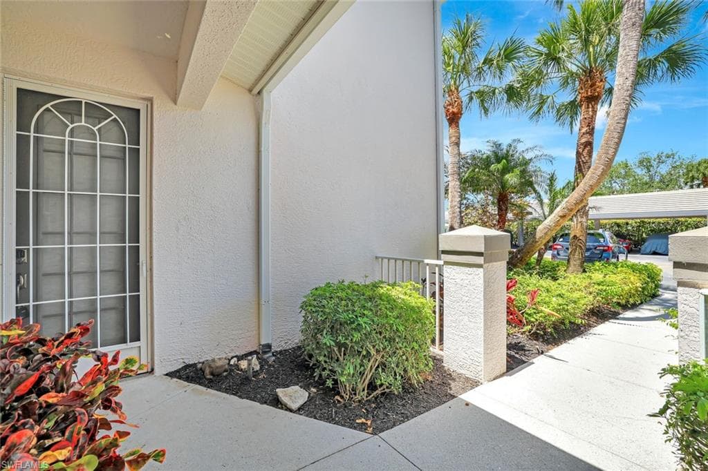 8315 Whisper Trace Way C-102, Naples, FL 34114-4