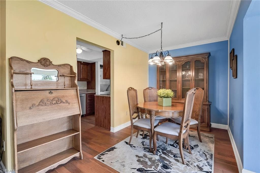 1155 Sandpiper St G2, Naples, FL 34102-15